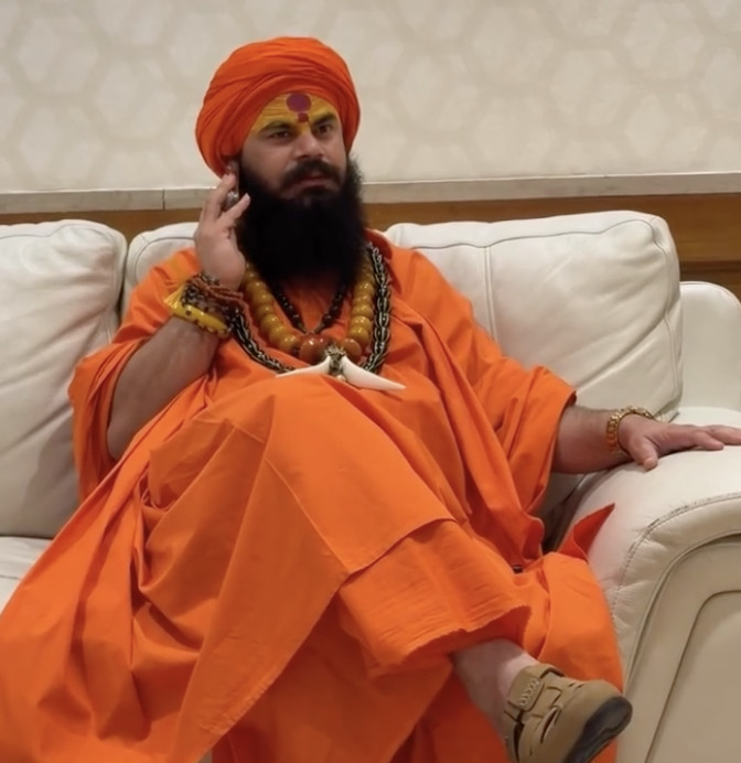 Swami Krishnanand Puri - Shri Niranjani Akhada | श्री निरंजनी अखाड़ा